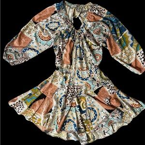 Rosevelvet Multicolor Graphic & Leopard Print Open Back Dress. Zipper. Medium